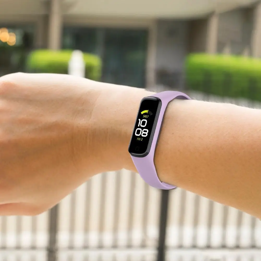 Ремешок для часов с защитой от пота экологически чистый компрессионный прочный регулируемый однотонный ремешок для наручных часов
Ремешок для часов с защитой от пота экологически чистый компрессионный прочный регулируемый однотонный ремешок для наручных часов