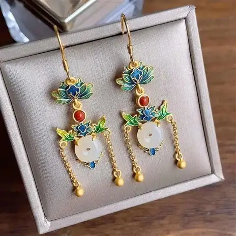 Vintage Earrings for Women Hetian Jade Peace Buckle Sterling Silver Gilding Burnt Blue Lotus Antique Eardrops Super Fairy Court
Vintage Earrings for Women Hetian Jade Peace Buckle Sterling Silver Gilding Burnt Blue Lotus Antique Eardrops Super Fairy Court