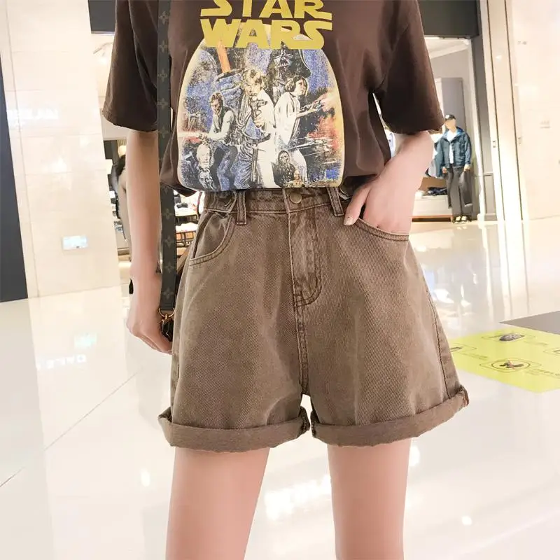 2020 new casual shorts jeans women's high waisted denim Harun women's Retro jeans short women's summerer plus size jeans 
2020 new casual shorts jeans women's high waisted denim Harun women's Retro jeans short women's summerer plus size jeans