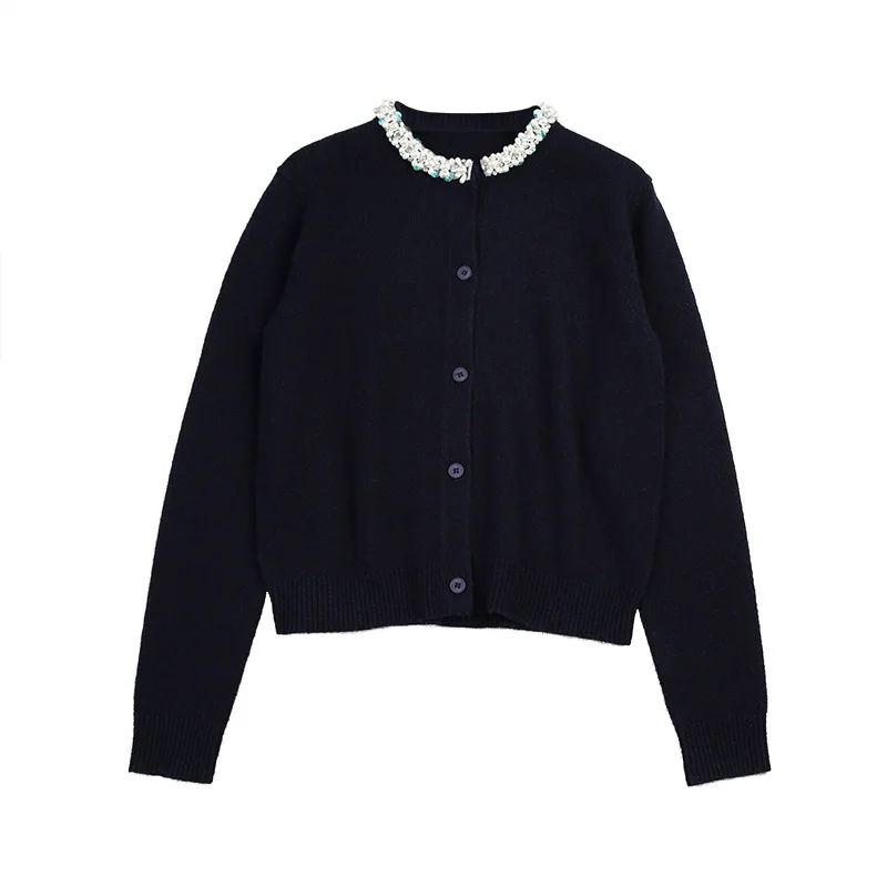 2021 spring and autumn new Round neck pearl collar dark blue long-sleeved cardigan sweater women's jacket coat cashmere sweater
2021 spring and autumn new Round neck pearl collar dark blue long-sleeved cardigan sweater women's jacket coat cashmere sweater