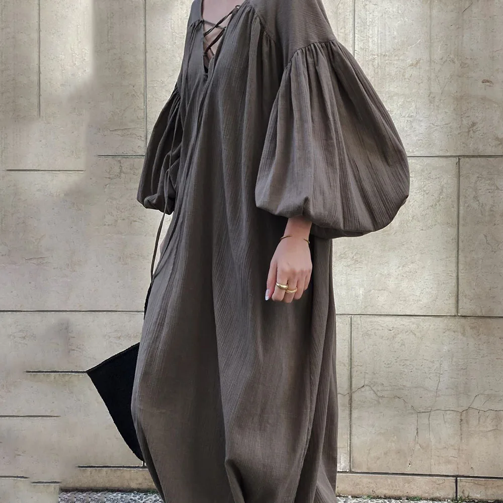 Dresses Women 2021 Summer Pullover Bubble Sleeves Hollow Backless Casual Simple Holiday Dresses Fashion Lady Office 2020 Autumn
Dresses Women 2021 Summer Pullover Bubble Sleeves Hollow Backless Casual Simple Holiday Dresses Fashion Lady Office 2020 Autumn