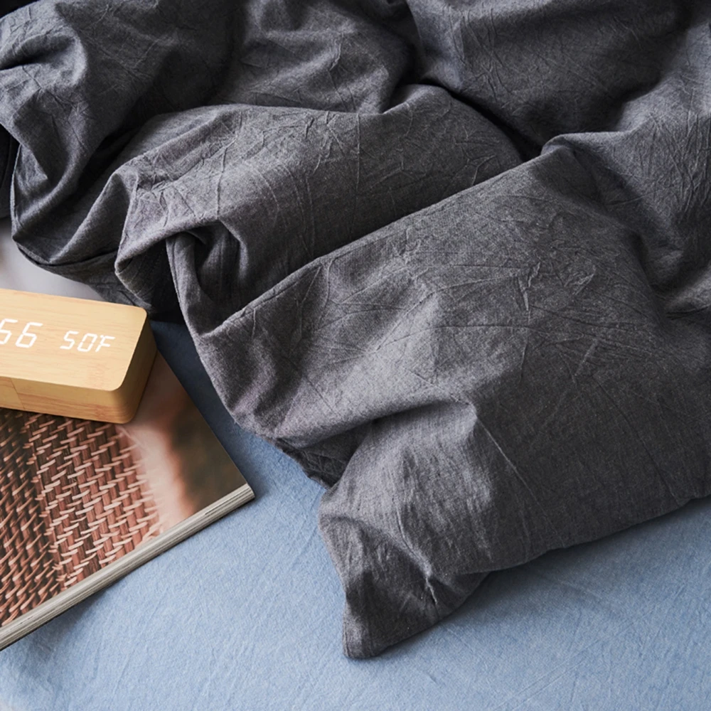 100% Cotton Bedding Set Gray Blue Solid Color Duvet Cover Bedspreads For Home Single Double Bed Cover Sheets Sets on the bed
100% Cotton Bedding Set Gray Blue Solid Color Duvet Cover Bedspreads For Home Single Double Bed Cover Sheets Sets on the bed