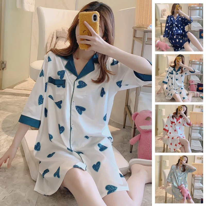 Women's Casual Lapel Print Sleepwear Robe Dress Home Comfortable Pajamas Spring / Summer 2021 New Ladies Pajamas Suit Simple
Women's Casual Lapel Print Sleepwear Robe Dress Home Comfortable Pajamas Spring / Summer 2021 New Ladies Pajamas Suit Simple