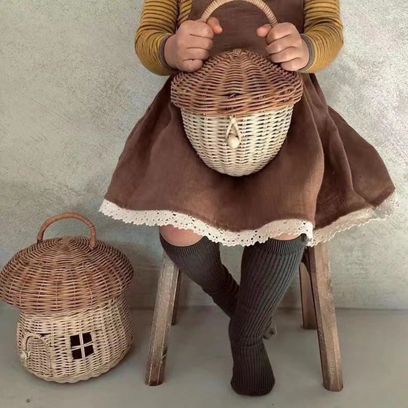Hand-woven Rattan Mushroom Storage Basket Cute Hand-made Rattan Mushroom Hut Basket Kids Room Home Decor
Hand-woven Rattan Mushroom Storage Basket Cute Hand-made Rattan Mushroom Hut Basket Kids Room Home Decor