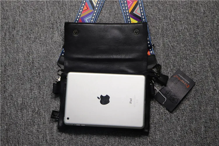 Strap Designer Men Shoulder Bag Minimalist Fashion Hip Hop Travel Shoulder Bag Korean Sport Bolso Bandolera Mens Bag DE50NDJ
Strap Designer Men Shoulder Bag Minimalist Fashion Hip Hop Travel Shoulder Bag Korean Sport Bolso Bandolera Mens Bag DE50NDJ