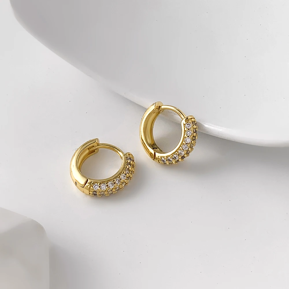 Fashion Gold Small Huggie Hoop Earrings for Women Cubic Zirconia Thin Round Circle Cartilage Earring Wedding Jewelry Oorbellen
Fashion Gold Small Huggie Hoop Earrings for Women Cubic Zirconia Thin Round Circle Cartilage Earring Wedding Jewelry Oorbellen
