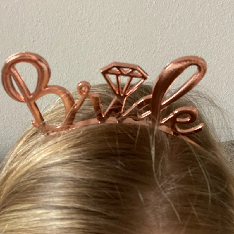 Wedding Accessories Bride To Be Rose Gold Bride Bridesmaid Bridal Tiara Crown for Bachelorette Hen Party Decoration Girls Gift 
Wedding Accessories Bride To Be Rose Gold Bride Bridesmaid Bridal Tiara Crown for Bachelorette Hen Party Decoration Girls Gift