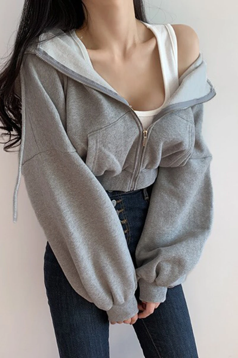 Sports and leisure Joker zipper plus velvet sweater women's hooded loose short bubble sleeve cardigan coat tide
Sports and leisure Joker zipper plus velvet sweater women's hooded loose short bubble sleeve cardigan coat tide