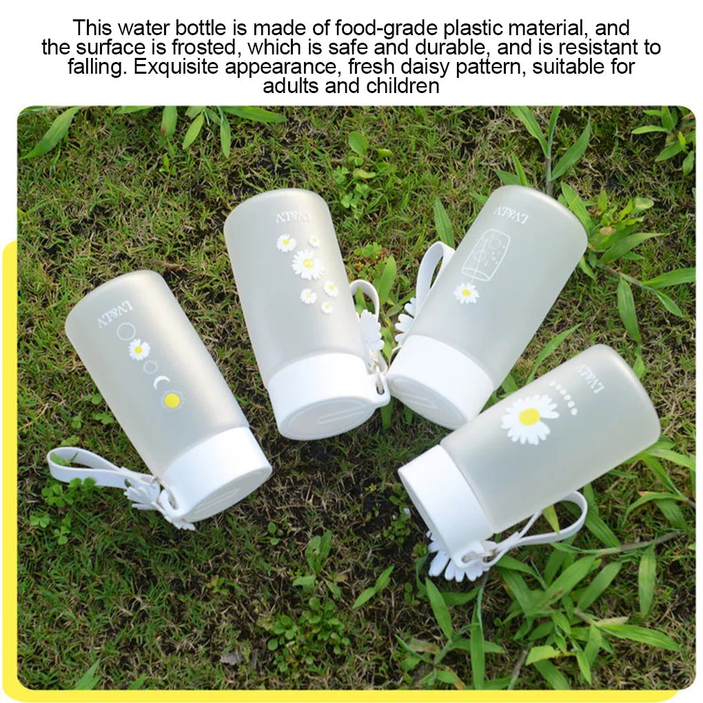 600ml Small Plastic Water Bottle Creative Frosted BPA Free Water Bottle Daisy Transparent Bottle Portable Rope Travel Tea Cups
600ml Small Plastic Water Bottle Creative Frosted BPA Free Water Bottle Daisy Transparent Bottle Portable Rope Travel Tea Cups