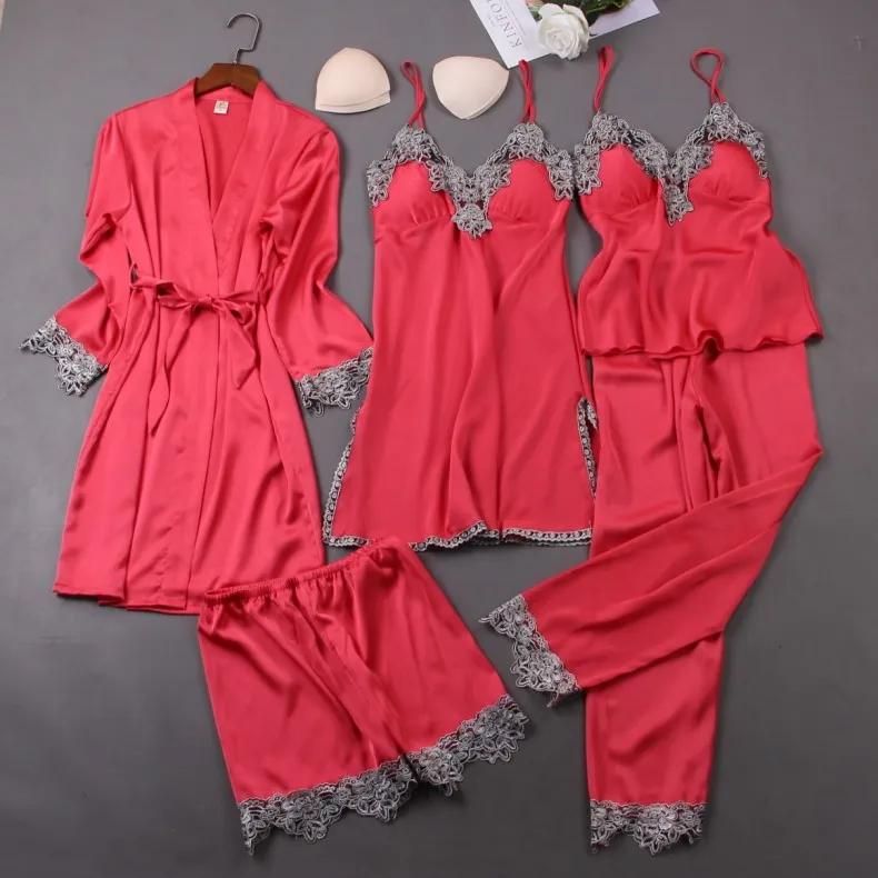 seda elegante com almofadas de peito pijamas pijamas de cetim de renda sexy feminino de 4 pcs pijamas robe sets pijamas women
seda elegante com almofadas de peito pijamas pijamas de cetim de renda sexy feminino de 4 pcs pijamas robe sets pijamas women