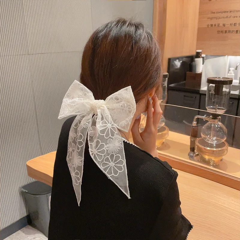 New Lace Pearl Hair Ring Retro French Small Fresh Super Fairy Ribbon Bow Knot Hairbands Hair Accessories Headwear Headdress
New Lace Pearl Hair Ring Retro French Small Fresh Super Fairy Ribbon Bow Knot Hairbands Hair Accessories Headwear Headdress