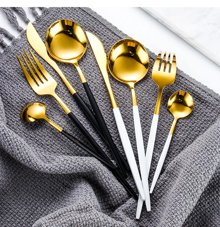 16Pcs Shiny Mirror Stainless Steel Knife Fork Spoon Set of Portable Tableware Kitchen Gold Cutlery Sets Korean Dinnerware
16Pcs Shiny Mirror Stainless Steel Knife Fork Spoon Set of Portable Tableware Kitchen Gold Cutlery Sets Korean Dinnerware