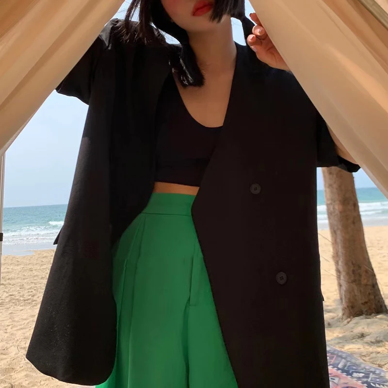 GALCAUR Casual Plaid Blazer For Women V Neck Short Sleeve Hit Color Pockets Blazers Female Fashion Clothes 2021 Summer Style New
GALCAUR Casual Plaid Blazer For Women V Neck Short Sleeve Hit Color Pockets Blazers Female Fashion Clothes 2021 Summer Style New
