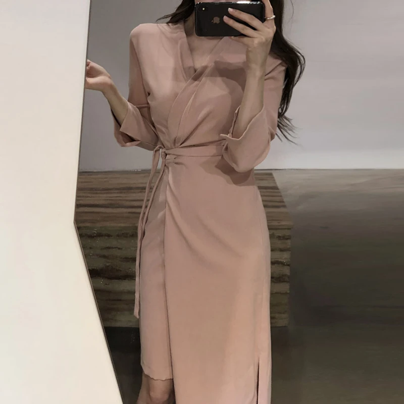 Vintage Irregular Hem Dress Women 2020 New Spring Elegant Waist Thin Solid Color V-neck Long Sleeve Korean Ladies Vestidos Z098
Vintage Irregular Hem Dress Women 2020 New Spring Elegant Waist Thin Solid Color V-neck Long Sleeve Korean Ladies Vestidos Z098