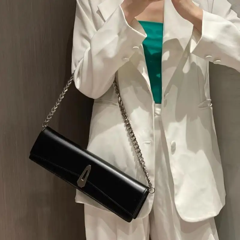 Designer Buckle Chain Rectangle Women Shoulder Bag Baguette Shape Underarm Women's Bag Luxury PU Leather Women Handbag Purse New
Designer Buckle Chain Rectangle Women Shoulder Bag Baguette Shape Underarm Women's Bag Luxury PU Leather Women Handbag Purse New