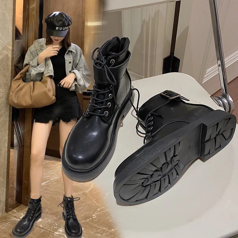 Ботинки-мартинсы на шнуровке в Корейском стиле, осень 2021, новинка, студенческие универсальные короткие ботинки в британском стиле с круглым... 
Ботинки-мартинсы на шнуровке в Корейском стиле, осень 2021, новинка, студенческие универсальные короткие ботинки в британском стиле с круглым...