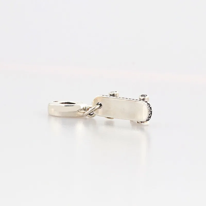 Original 925 Sterling Silver Charm New Free Skateboard Swing Pendant Fit Pandora Women Bracelet & Necklace Diy Jewelry
Original 925 Sterling Silver Charm New Free Skateboard Swing Pendant Fit Pandora Women Bracelet & Necklace Diy Jewelry