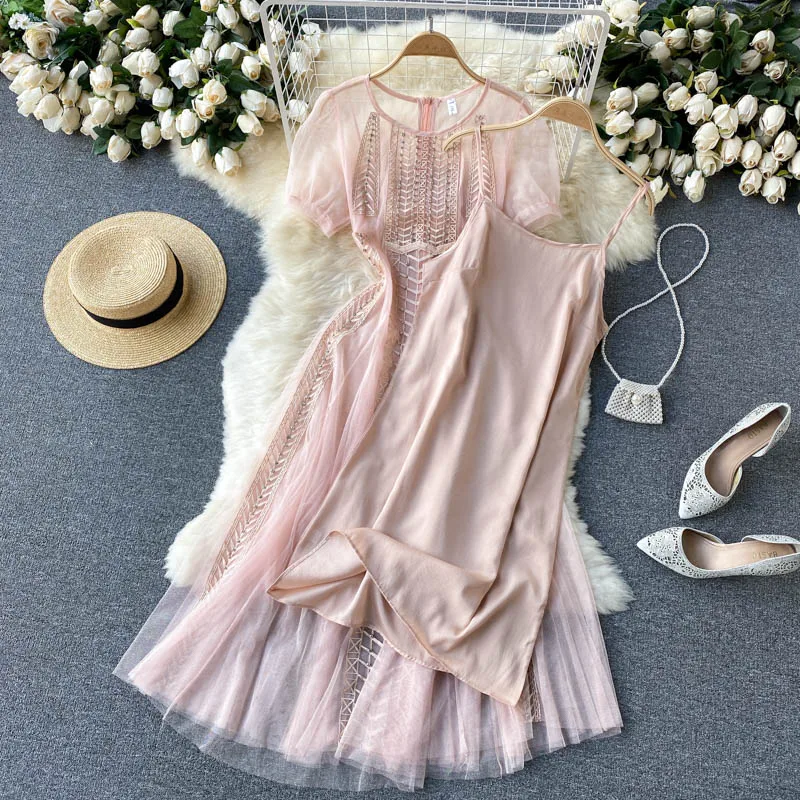 Summer New Elegant O-neck Beading Crochet Mesh Dress Women’s Sweet Hollow Out Lace Dresses High Waist Gauze Dot Two Pieces Sets 
Summer New Elegant O-neck Beading Crochet Mesh Dress Women’s Sweet Hollow Out Lace Dresses High Waist Gauze Dot Two Pieces Sets