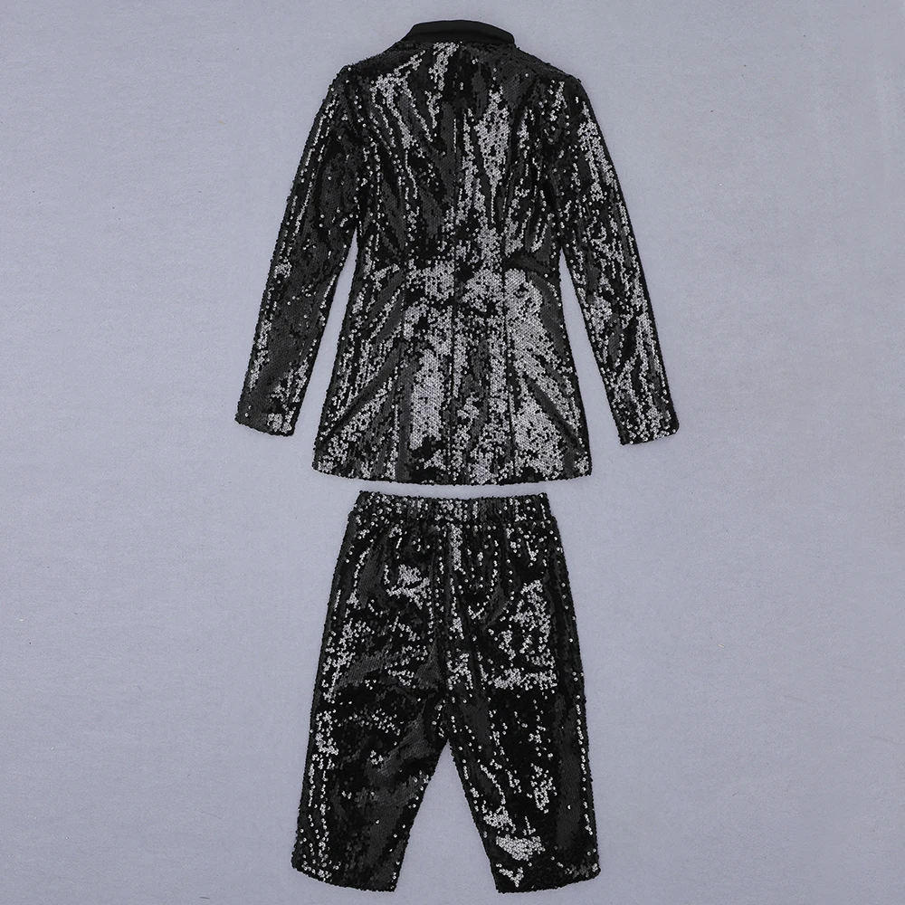Women Winter Sexy Long Sleeve V Neck Sequins Glitter Black Shorts Two Piece Set 2021 Celebrity Designer Fashion Women's Set
Women Winter Sexy Long Sleeve V Neck Sequins Glitter Black Shorts Two Piece Set 2021 Celebrity Designer Fashion Women's Set