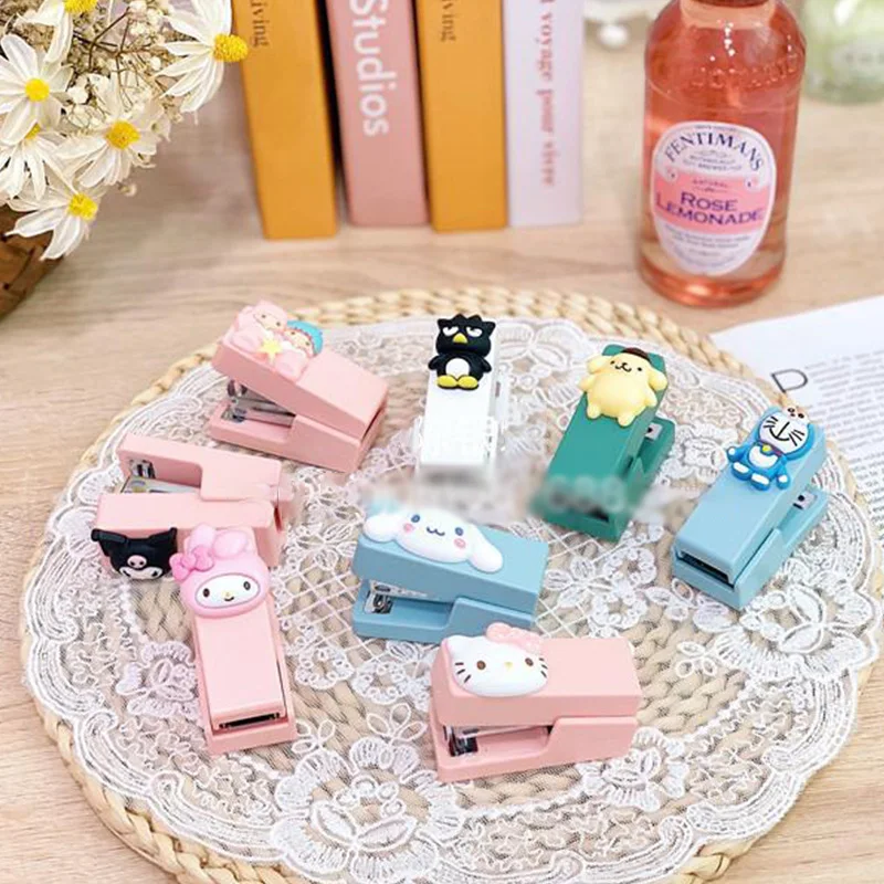 Kawaii Kuromi Cinnamoroll My Melody Hellow Kittys Sanrio Plush Cartoon Cute Mini Stapler Anime Plush Toys For Girl Birthday Gift
Kawaii Kuromi Cinnamoroll My Melody Hellow Kittys Sanrio Plush Cartoon Cute Mini Stapler Anime Plush Toys For Girl Birthday Gift