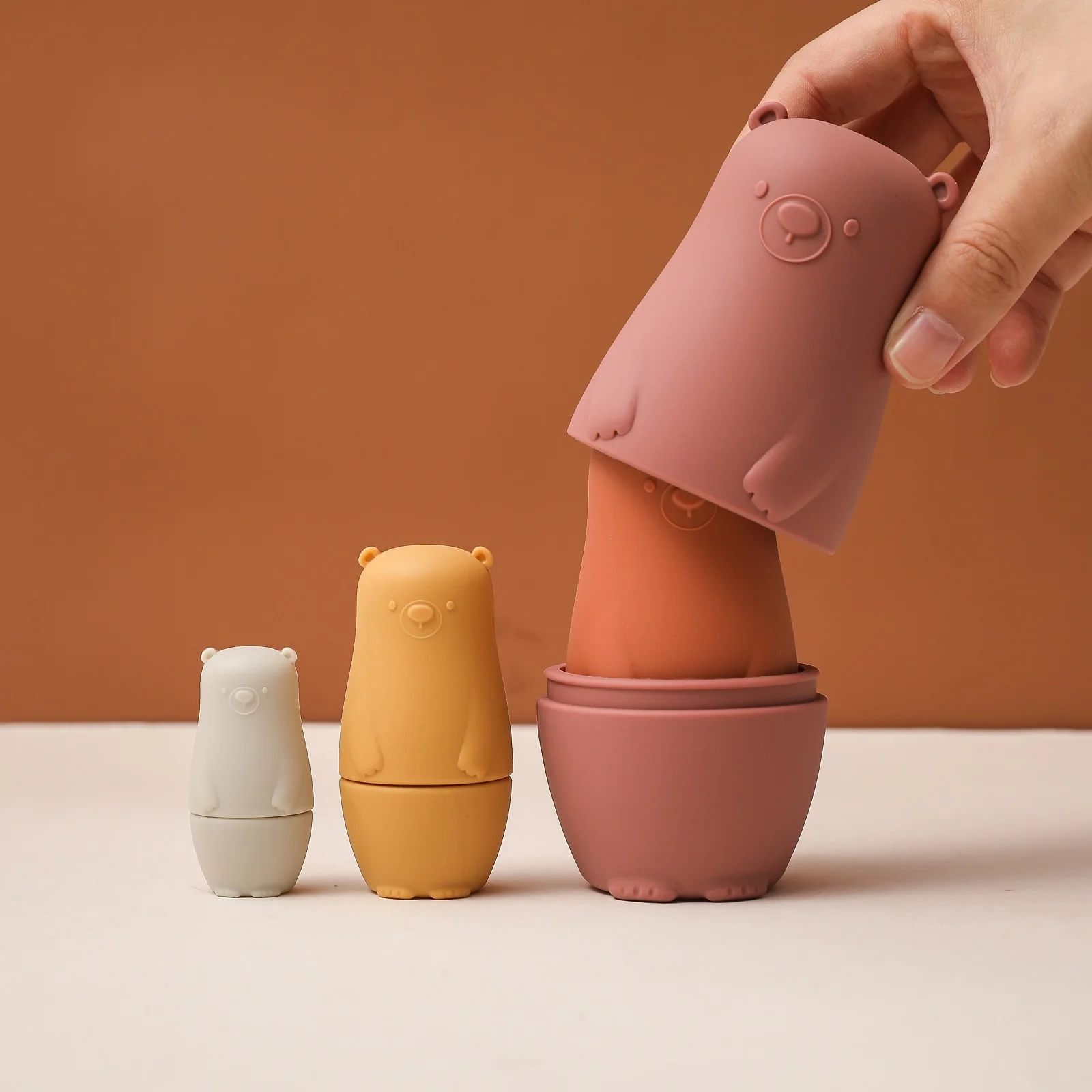 4PCS/set Baby Staing Cup Toys Silicone Funny Early Educational Baby Nesting Dolls Staing Tower Kids Bath Toys Children Gift
4PCS/set Baby Staing Cup Toys Silicone Funny Early Educational Baby Nesting Dolls Staing Tower Kids Bath Toys Children Gift