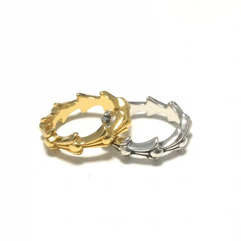 French Chareri Harper fishbone ring, closed design, 925 Sterling Silver couple ring, punk style, with counter box packaging a
French Chareri Harper fishbone ring, closed design, 925 Sterling Silver couple ring, punk style, with counter box packaging a