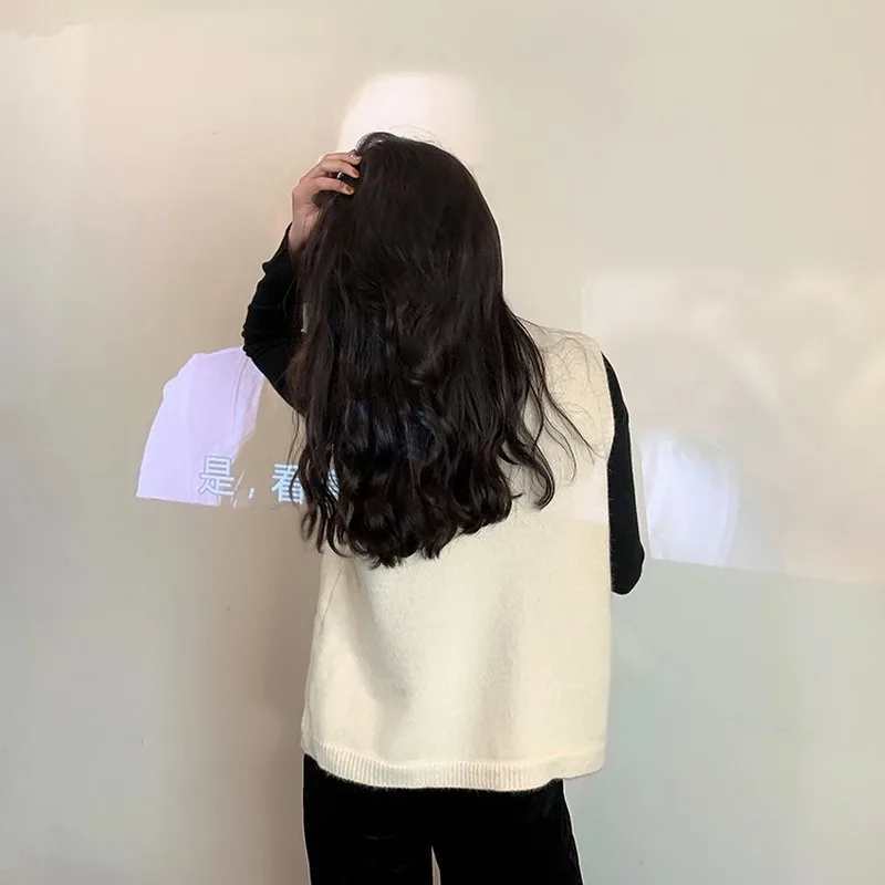 Women Sweater Vest Autumn Womens Outwear Tops Female Sleeveless Cardigans Solid All-match Ulzzang Chic Ins Casual Soft Fashion
Women Sweater Vest Autumn Womens Outwear Tops Female Sleeveless Cardigans Solid All-match Ulzzang Chic Ins Casual Soft Fashion