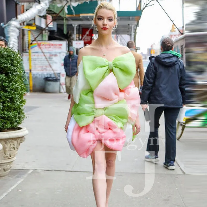 Special Design Short Party Dresses with Bows Zipper Back Strapless Custom Made Prom Gowns Girls High Street Mini Party Dress
Special Design Short Party Dresses with Bows Zipper Back Strapless Custom Made Prom Gowns Girls High Street Mini Party Dress