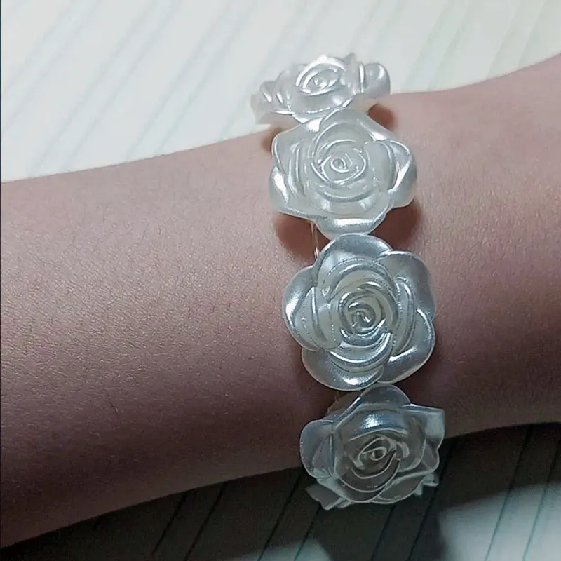 10pcs 19mm Double Hole Rose Flower Pearl Beaded Jewelry DIY Accessories ABS Ivory White Imitation Pearl Handmade Material
10pcs 19mm Double Hole Rose Flower Pearl Beaded Jewelry DIY Accessories ABS Ivory White Imitation Pearl Handmade Material