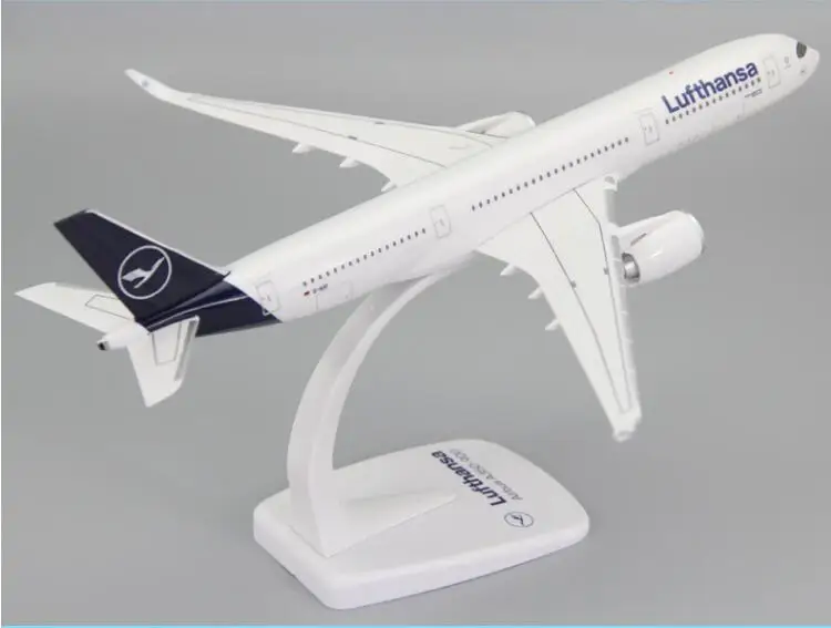 Сборная модель самолета, 26,8 см, 1:250, из пластика, Германия, Air Lufthansa, Airbus 350, A350-900
Сборная модель самолета, 26,8 см, 1:250, из пластика, Германия, Air Lufthansa, Airbus 350, A350-900
