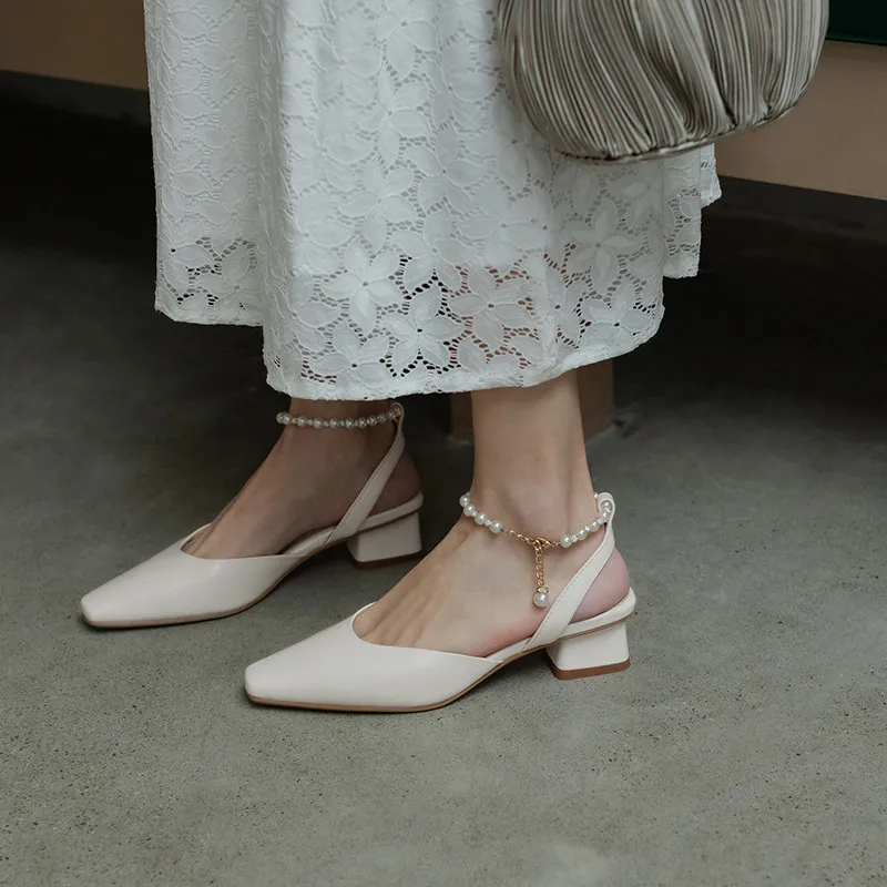 MEMUNIA 2021 Full Genuine Leather Shoes Women Sandals Square Toe Ankle Buckle Pearl High Heels Sandals Ladies Casual Shoes
MEMUNIA 2021 Full Genuine Leather Shoes Women Sandals Square Toe Ankle Buckle Pearl High Heels Sandals Ladies Casual Shoes