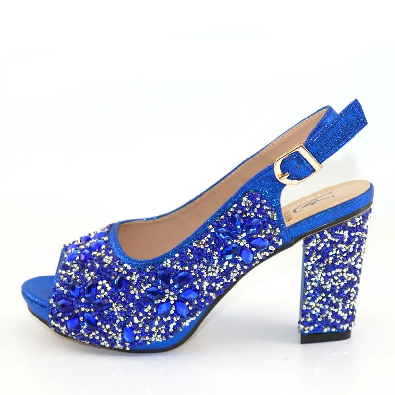 New Royal Gold Color Italian Ladies Shoes for Parties Rhinestoen Women Wedding ShoesNigerian Shoe High Heels Wedding Lady Shoes
New Royal Gold Color Italian Ladies Shoes for Parties Rhinestoen Women Wedding ShoesNigerian Shoe High Heels Wedding Lady Shoes