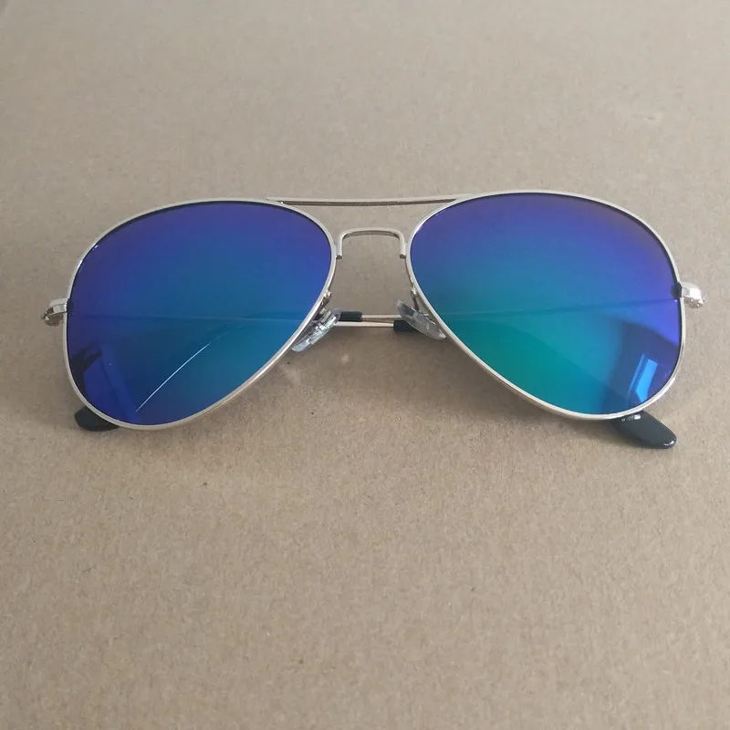 2020Classic Colorful Polarized Sunglasses 3025 Metal Frame Sunglasses Color Film Sun Glasses
2020Classic Colorful Polarized Sunglasses 3025 Metal Frame Sunglasses Color Film Sun Glasses