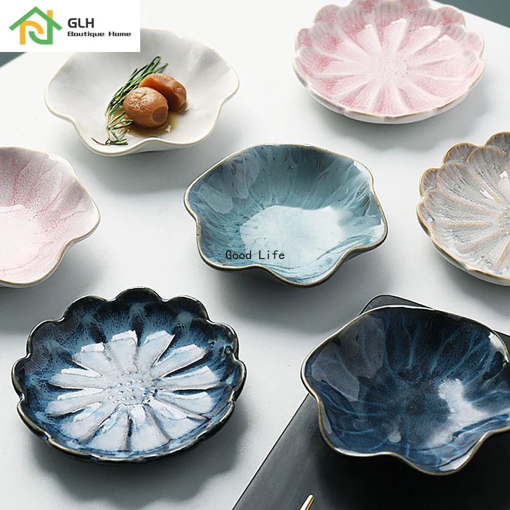 1PC Small Ceramic Plate Porcelain Kiln Glazed Flower Shape Sauce Dish Japan Style Pickle Dip Serving Dishes
1PC Small Ceramic Plate Porcelain Kiln Glazed Flower Shape Sauce Dish Japan Style Pickle Dip Serving Dishes
