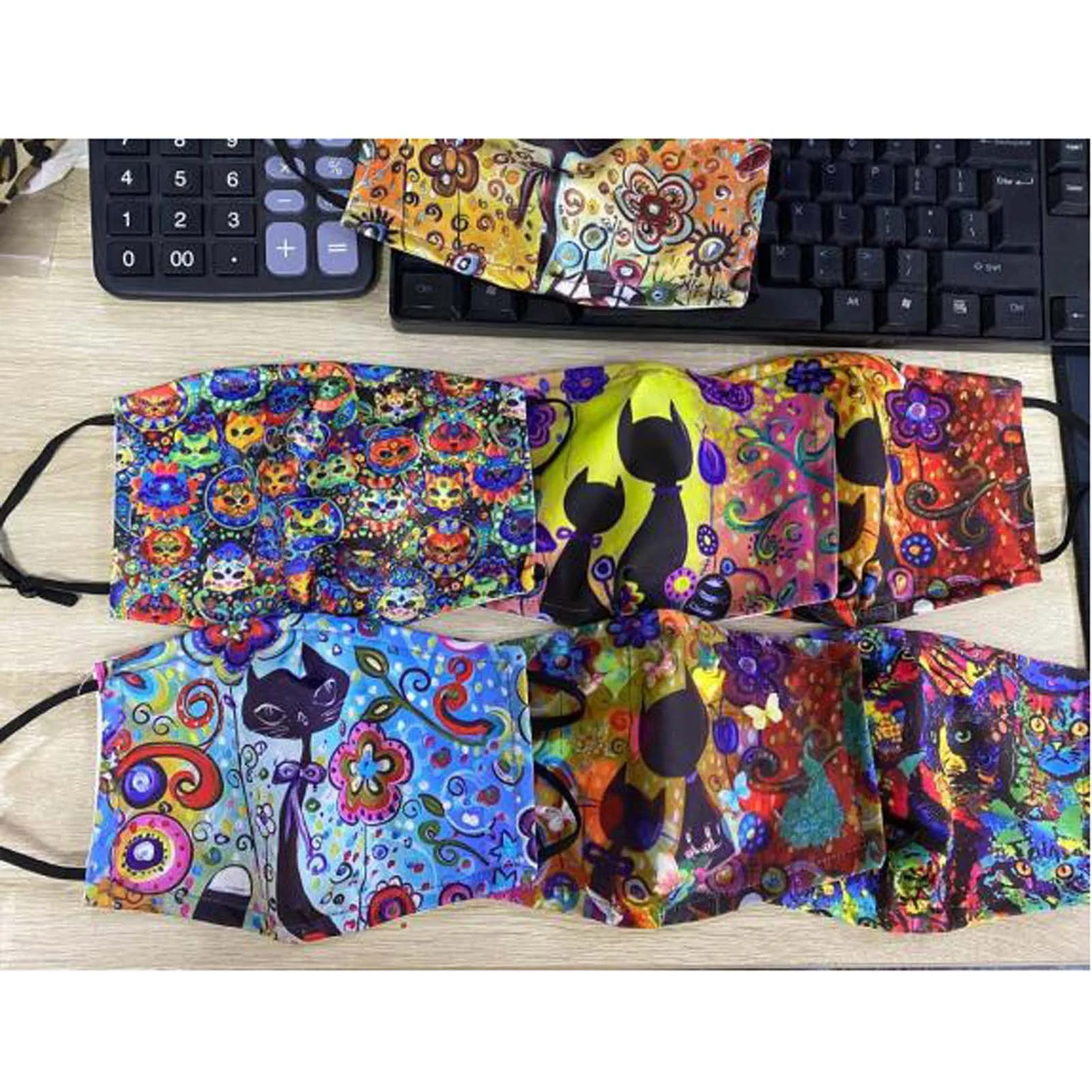 Cute Print Mask For Face Women Fashion Cotton Fabric Plus Size Masks Washable Reuse With Filter Pocket Decoration Face-mask
Cute Print Mask For Face Women Fashion Cotton Fabric Plus Size Masks Washable Reuse With Filter Pocket Decoration Face-mask