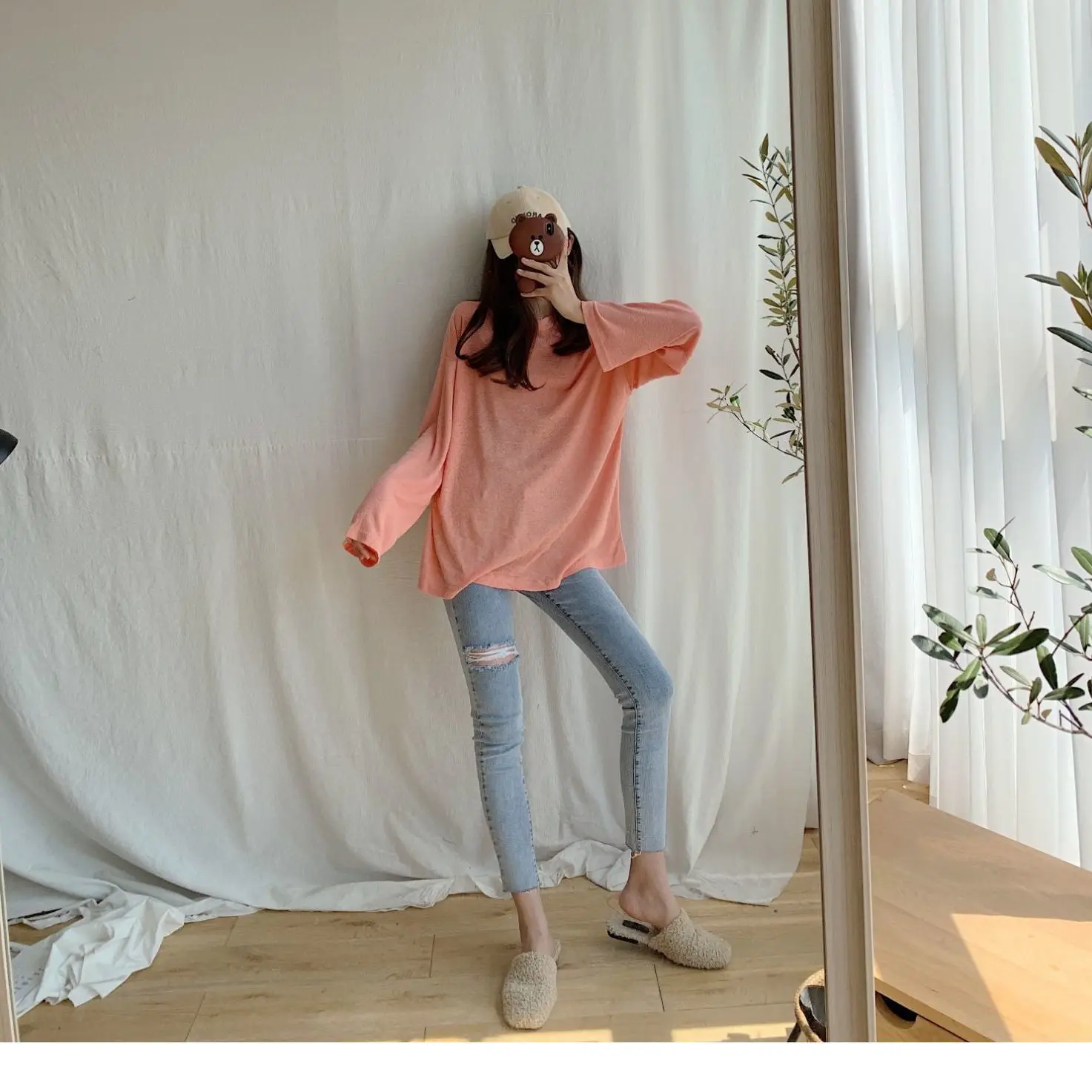 Holed jeans summer 2021 new women's high waisted foreign style show thin show high fashion versatile Leggings
Holed jeans summer 2021 new women's high waisted foreign style show thin show high fashion versatile Leggings