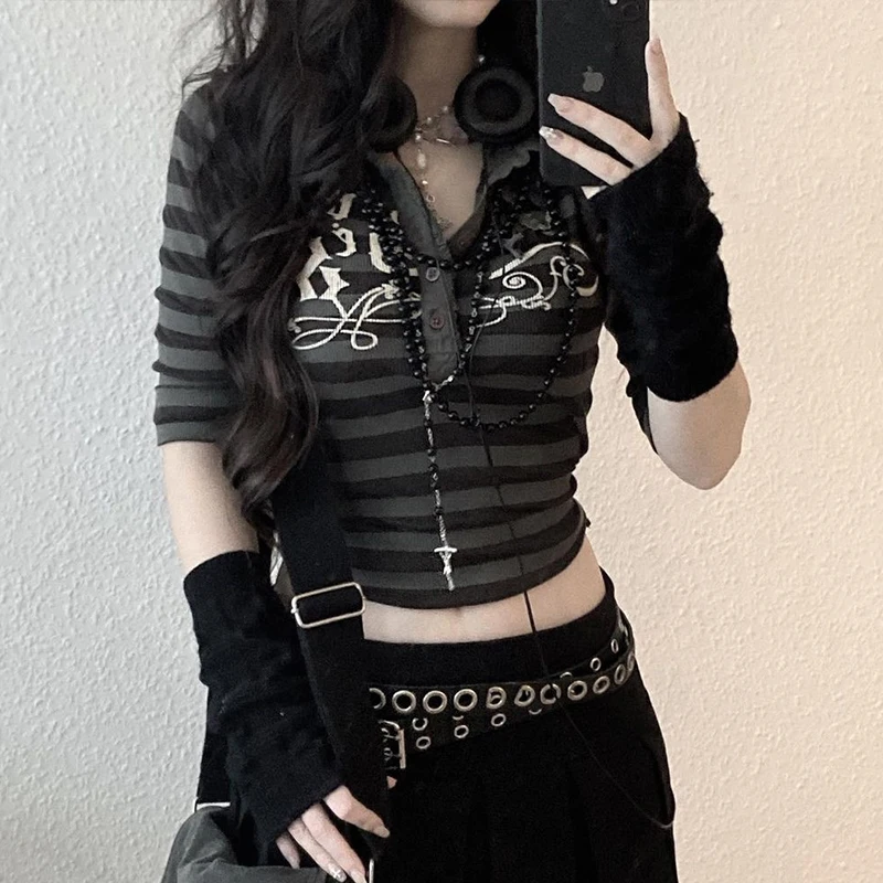 E-girl Gothic Striped Crop Top Y2K Aesthetic Fairycore Grunge T-shirt Harajuku Vintage Dark Academia Emo Alt Clothes Tees Women
E-girl Gothic Striped Crop Top Y2K Aesthetic Fairycore Grunge T-shirt Harajuku Vintage Dark Academia Emo Alt Clothes Tees Women