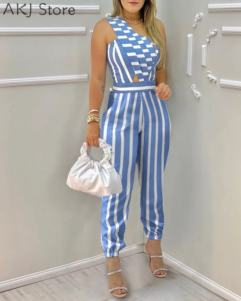 Женский Летний полосатый комбинезон на одно плечо
Женский Летний полосатый комбинезон на одно плечо