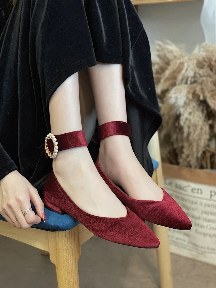 Pointed Single Shoes Women's Flat Heel New Retro Granny Shoes Spring 2021 Casual Suede Flats Shoes Sweet Party Ballet Flats
Pointed Single Shoes Women's Flat Heel New Retro Granny Shoes Spring 2021 Casual Suede Flats Shoes Sweet Party Ballet Flats
