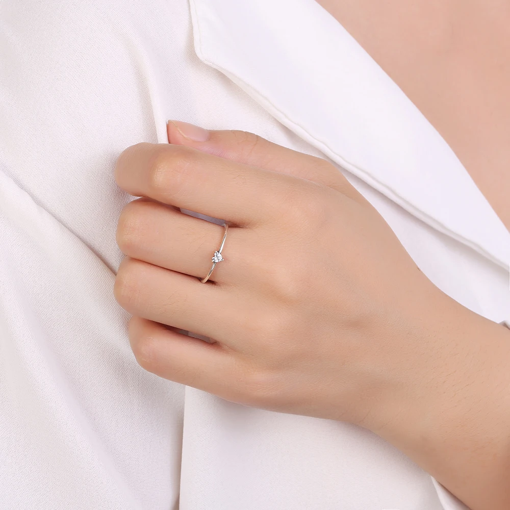 Authentic Heart Stone Ring 925 Sterling Silver CZ Stone Ring for Women Laies Lover Luxury Brand Wedding Engagement Jewelry Gift
Authentic Heart Stone Ring 925 Sterling Silver CZ Stone Ring for Women Laies Lover Luxury Brand Wedding Engagement Jewelry Gift