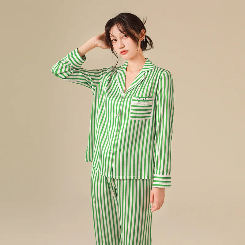 Summer Thin Stripe Ice Silk Satin Home Clothes Long Sleeve Trouser Suits Lapel Two Piece Set Satin Sleepwear Sexy Home Clothes
Summer Thin Stripe Ice Silk Satin Home Clothes Long Sleeve Trouser Suits Lapel Two Piece Set Satin Sleepwear Sexy Home Clothes