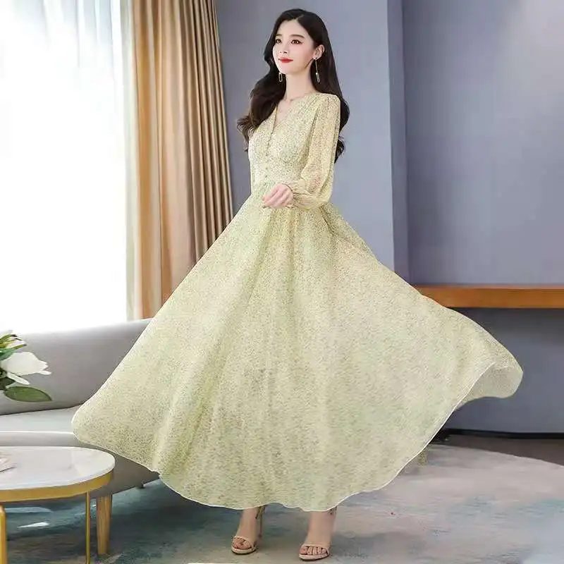 9071# Autumn New French Romantic Chiffon Floral Dress Simple Slim V-neck Long Sleeve Elegant Skirt Party Evening Dress
9071# Autumn New French Romantic Chiffon Floral Dress Simple Slim V-neck Long Sleeve Elegant Skirt Party Evening Dress