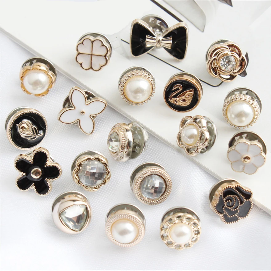 High Quality Adjustable Detachable Anti-exposure Buttons Nail Free Metal Buttons For Clothing Diy Sewing Clothes Accessories
High Quality Adjustable Detachable Anti-exposure Buttons Nail Free Metal Buttons For Clothing Diy Sewing Clothes Accessories
