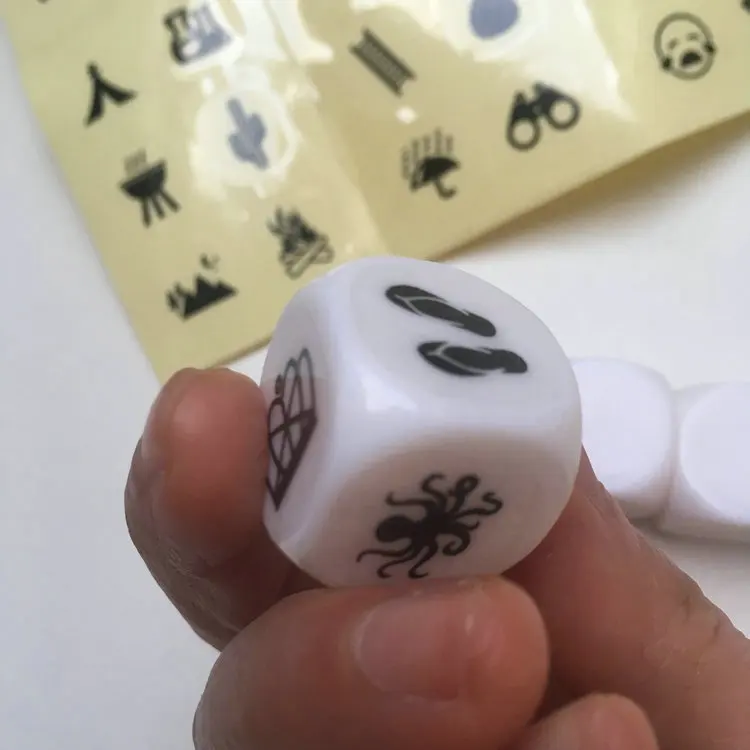 9 pcs Roll A Story Dices Telling Story Cubes with Iron Box Story Dices Game Family/Parents/Party Funny Imagine Toys for Children
9 pcs Roll A Story Dices Telling Story Cubes with Iron Box Story Dices Game Family/Parents/Party Funny Imagine Toys for Children