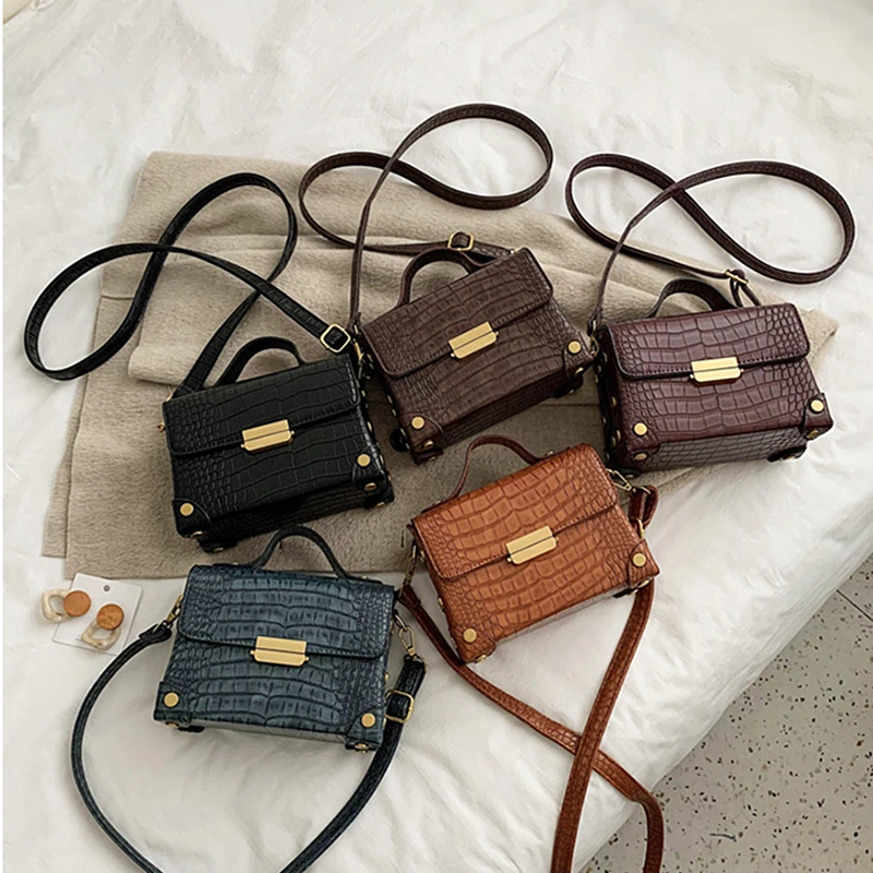 Vintage Crocodile Women Box Design Handbags Ladies Unique Lock Rivets Purses High Quality Small Shoudler Crossbody Bags
Vintage Crocodile Women Box Design Handbags Ladies Unique Lock Rivets Purses High Quality Small Shoudler Crossbody Bags