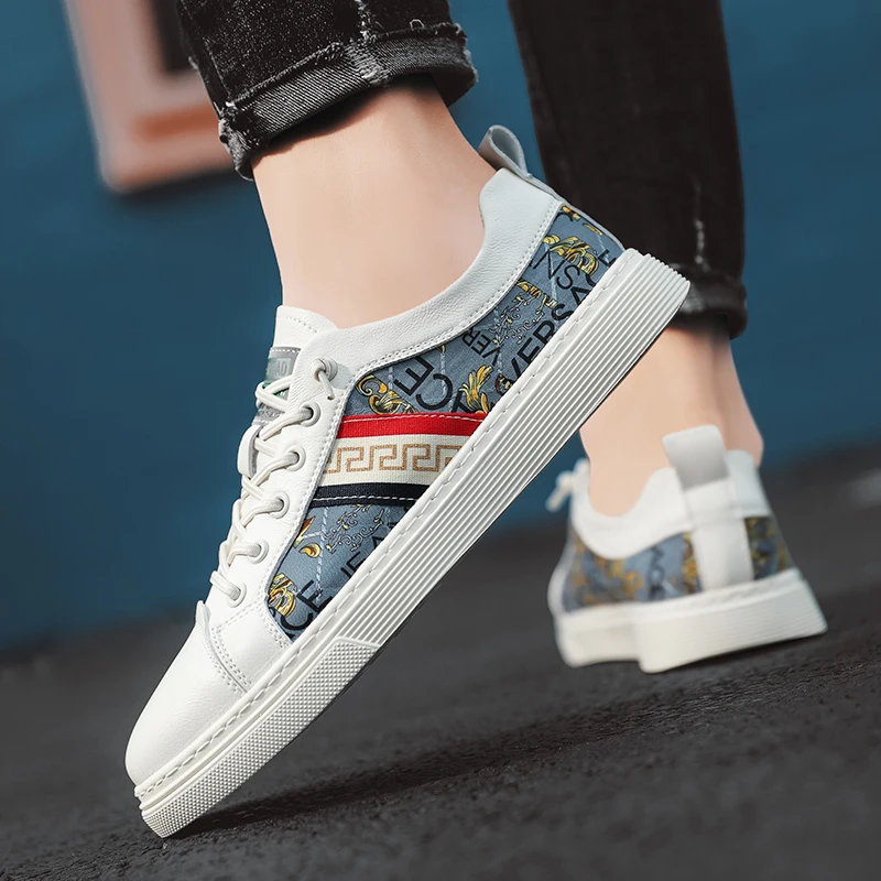 New style Luxury Men's High Hip-Hop Casual Shoes Men Black Fashion rivets Shoes Italy Fashion leisure folding Driving Loafers Ne
New style Luxury Men's High Hip-Hop Casual Shoes Men Black Fashion rivets Shoes Italy Fashion leisure folding Driving Loafers Ne