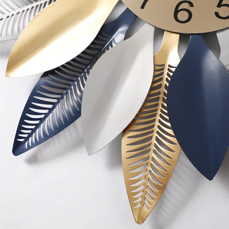 Modern large wall clock golden living room decoration Creative Metal wall watches home decor luxury Silent movement clocks gift
Modern large wall clock golden living room decoration Creative Metal wall watches home decor luxury Silent movement clocks gift