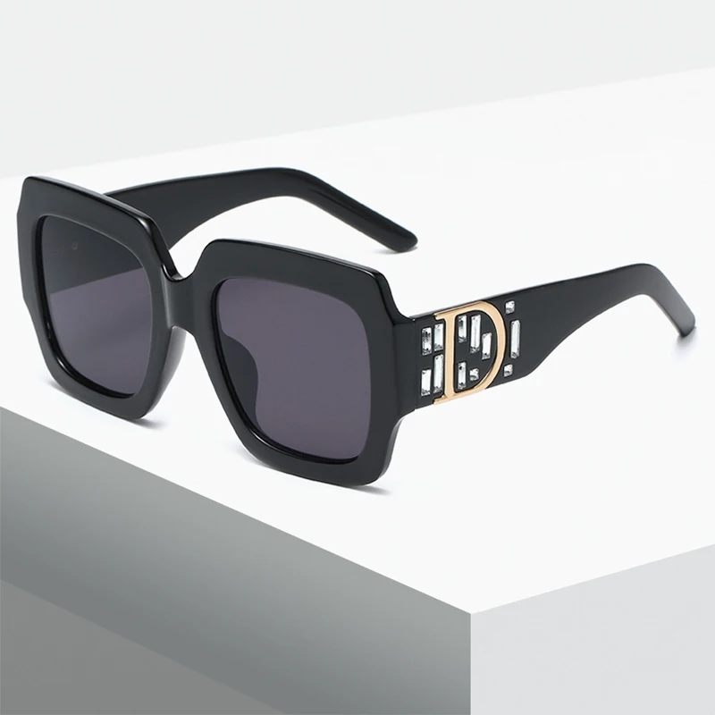 Square Diamond Rhinestone Sunglasses For Women Men Brand Design Classic Big Frame Sun Glasses Fashion Retro Ladies Male Eyewear
Square Diamond Rhinestone Sunglasses For Women Men Brand Design Classic Big Frame Sun Glasses Fashion Retro Ladies Male Eyewear