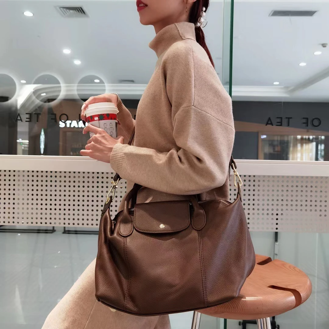 Handbags Women Genuine Leather Bag Solid Shoulder Bag Female Hand Bags Hobos Crossbody Bags For Ladies High Quality Brand
Handbags Women Genuine Leather Bag Solid Shoulder Bag Female Hand Bags Hobos Crossbody Bags For Ladies High Quality Brand