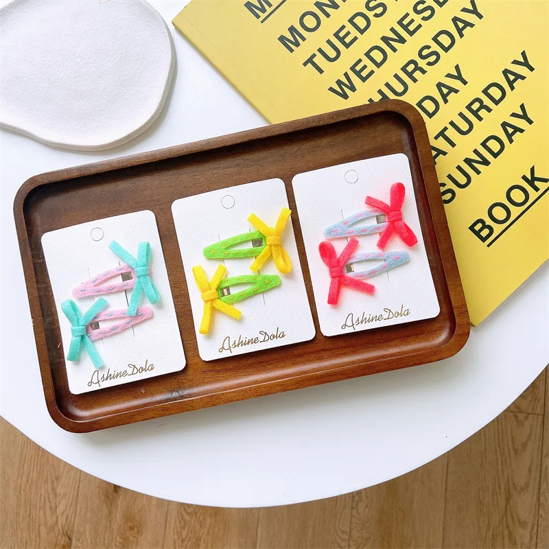 New arrival college style girl's lovely cute Felt Hair Pin baby children bow Clip Hairpins Hair Side Clips
New arrival college style girl's lovely cute Felt Hair Pin baby children bow Clip Hairpins Hair Side Clips